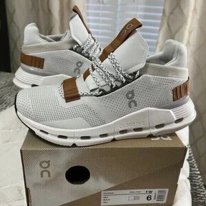 ON Running Cloudnova Women Shoes White Pearl